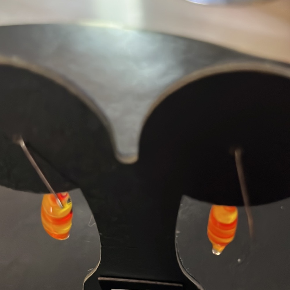 Glass earrings - Picture 2 of 3